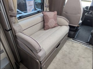 /photos/8001/00f5014f-f092-e371-db0d-dc00193f65a7_i320x240.jpg