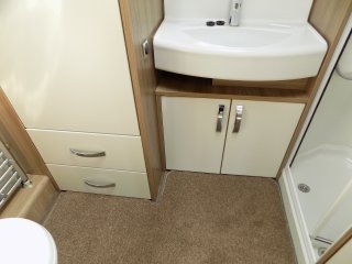 /photos/8001/0dcd306f-18c4-0f8d-0f84-724cb1dac939_i320x240.jpg