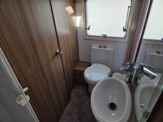/photos/8001/13f769e9-dbd4-86f7-592a-3e431d1acb06_i320x240.jpg