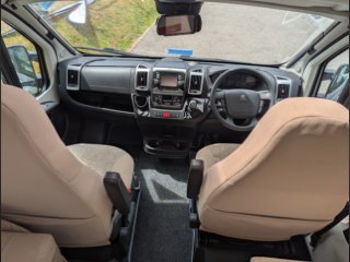 /photos/8001/14caf4c9-36ab-7e46-a170-f4d19aa81574_i320x240.jpg