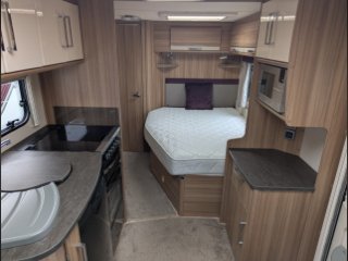 /photos/8001/1e73c68a-b0ef-1682-5cdd-538e1cc4db59_i320x240.jpg