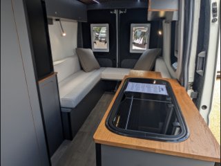 /photos/8001/25e7d4ad-8124-3056-9382-fc6cbe0519af_i320x240.jpg