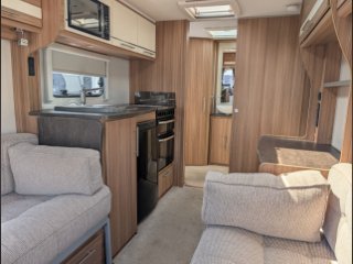 /photos/8001/270afcce-bd46-8ac9-eed4-7f77237281dd_i320x240.jpg