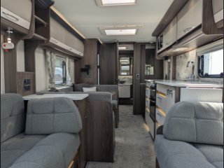 /photos/8001/2e49a109-b1f7-308c-9d1a-2e8da82b001a_i320x240.jpg