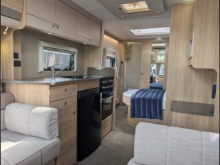 /photos/8001/2f2fe5aa-ac0d-67ec-5aaa-e6d0eb63713f_i320x240.jpg