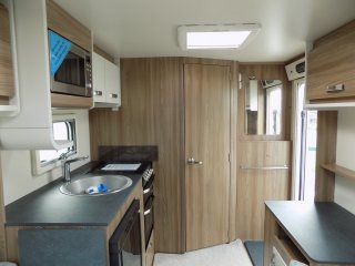 /photos/8001/2fd51562-b263-56a7-b77b-3b8b81762ea7_i320x240.jpg