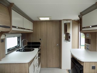 /photos/8001/37ee95bf-8587-8d73-7b6a-d61b20a360d7_i320x240.jpg