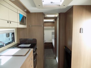 /photos/8001/41418b9f-8636-2cb8-cba2-42bebed30290_i320x240.jpg