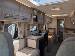 /photos/8001/4889fdaa-6769-3bb4-a35c-cffef5d9dddc_i320x240.jpg