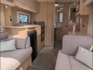 /photos/8001/4935f8f7-31ac-0b1e-96b8-c6df2ac725dc_i320x240.jpg