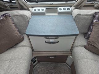 /photos/8001/6021ff96-de4c-519e-c7d9-fde38382b85e_i320x240.jpg