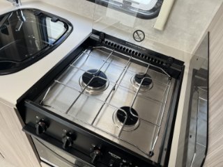 /photos/8001/638472436881709568fromios_i320x240.jpg