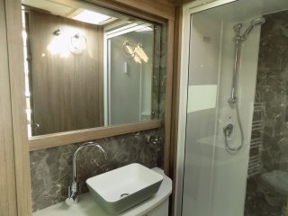 /photos/8001/684e1e4d-e2a5-1b98-ad57-8ea17610bf18_i320x240.jpg