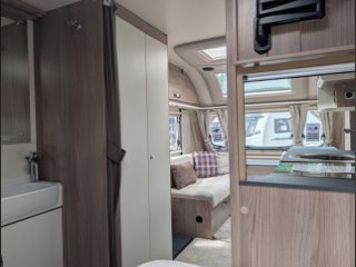 /photos/8001/685d5771-d57b-af95-424d-1223b669eadd_i320x240.jpg