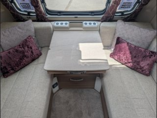 /photos/8001/6ab12ab1-96ae-da58-cc5f-720f66557b3f_i320x240.jpg