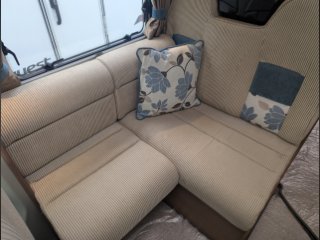 /photos/8001/74df5383-34af-0fc0-cc5e-17c50418cb48_i320x240.jpg