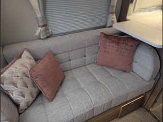 /photos/8001/74f7863b-1a26-dd2a-0a05-847d949b6b33_i320x240.jpg