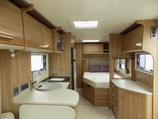 /photos/8001/7ac031ed-1191-9a95-2fce-2b68aaf5926b_i320x240.jpg