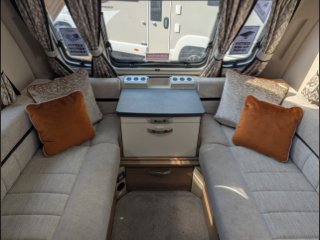/photos/8001/7c7e42ae-9ba5-0553-dbb1-0d43cbd0c0ee_i320x240.jpg