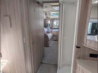 /photos/8001/8a42f341-7751-6c55-3133-28bd815bc442_i320x240.jpg