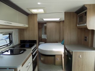 /photos/8001/8bf0bcc7-eb63-41c9-745d-b9f9e5f714a4_i320x240.jpg