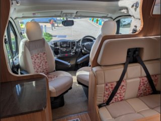 /photos/8001/8e34d51c-afe1-493e-b2b4-0b7a07f4d336_i320x240.jpg