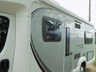 /photos/8001/8e6483e0-eb2e-6fc1-fe6f-344af1a91133_i320x240.jpg