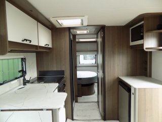 /photos/8001/939391b3-3357-40af-8dbf-3db6fc0c4205_i320x240.jpg