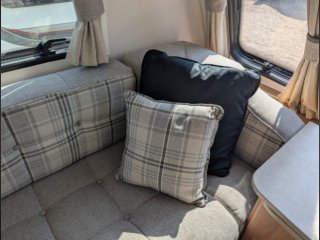 /photos/8001/967e8f71-70a0-74d6-e787-b5dcd4e7b86b_i320x240.jpg