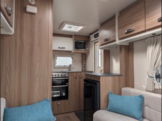 /photos/8001/a8fa3d5b-6e58-e982-c27f-6f0df688a54f_i320x240.jpg