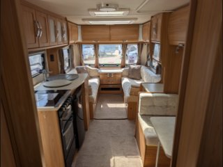 /photos/8001/abe58889-e73c-64bc-99e1-2f20679d9a8a_i320x240.jpg