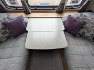 /photos/8001/b9a0fc82-3312-0a6b-aee1-6eb46c36419a_i320x240.jpg
