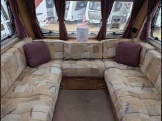 /photos/8001/bc216e3a-9cfe-c89f-00bd-2fa649d0d27f_i320x240.jpg