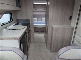 /photos/8001/c387b6ae-ecd8-6d60-9c10-431854ec8350_i320x240.jpg