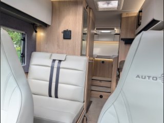 /photos/8001/c5e3030b-418a-7520-6252-76b86c852950_i320x240.jpg
