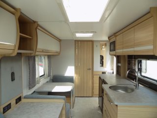 /photos/8001/cb2caaa0-c6d4-96ad-4268-870434e83f49_i320x240.jpg