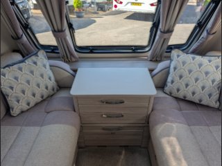 /photos/8001/ce63be98-19af-7f36-f045-b645d1e110c3_i320x240.jpg