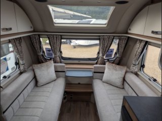 /photos/8001/d3a5a3ca-9e89-aab8-b66f-86f9838b0668_i320x240.jpg