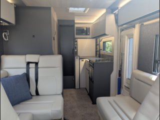 /photos/8001/d8b6f787-15c4-ba52-8289-05dba5a8e5fd_i320x240.jpg