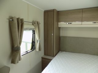 /photos/8001/d9062c1b-1ff0-5938-6dda-5ff0660c3145_i320x240.jpg