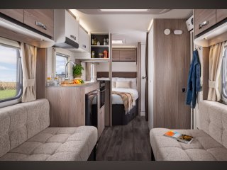 /photos/8001/df5421a0-e66d-9ccf-1eb5-2c132e9eaf0d_i320x240.jpg