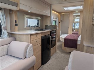 /photos/8001/e446a522-39d1-167b-ecd7-19c589adeaaf_i320x240.jpg