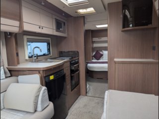 /photos/8001/e4f7400d-df31-959a-d86b-3ac10c0ed6bc_i320x240.jpg