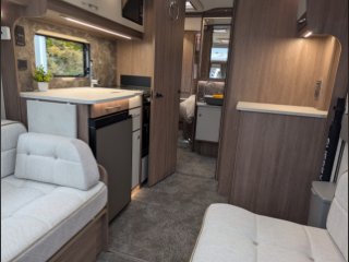 /photos/8001/e5a313a6-0bf3-f4c1-07f7-8adfe559f9c9_i320x240.jpg