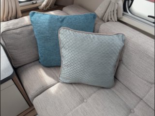 /photos/8001/e87eb55f-f446-c256-3fe4-023a250110ee_i320x240.jpg