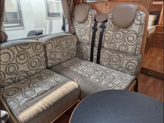 /photos/8001/ea6e1d41-f6f4-d14a-2519-e7d0ab09f971_i320x240.jpg