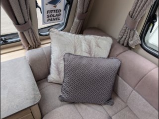 /photos/8001/f01fb242-9fe6-ecbc-7314-3ed09c0961ab_i320x240.jpg