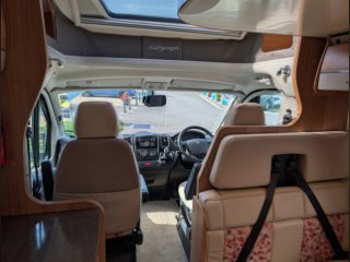 /photos/8001/f68e5b6e-d150-4910-96a9-74f0f2ceebab_i320x240.jpg