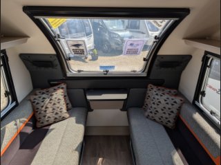 /photos/8001/f73b90d0-59f4-b3df-d342-27628450955c_i320x240.jpg